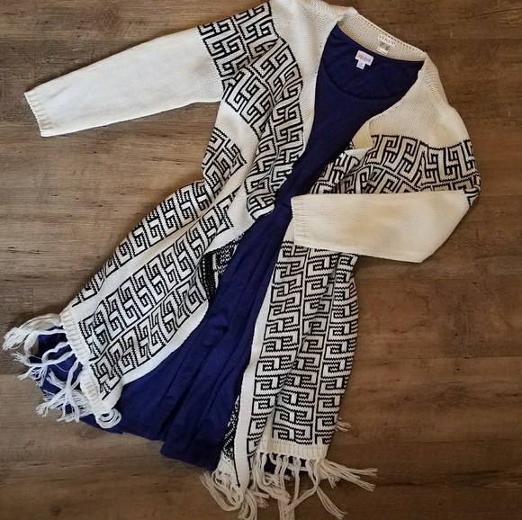 VENUS Jackets & Blazers - M Venus sweater